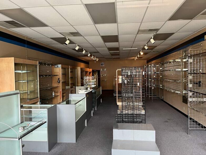 More Photos Of 3510-3550 Fruitvale Ave, Oakland Unknown For Lease