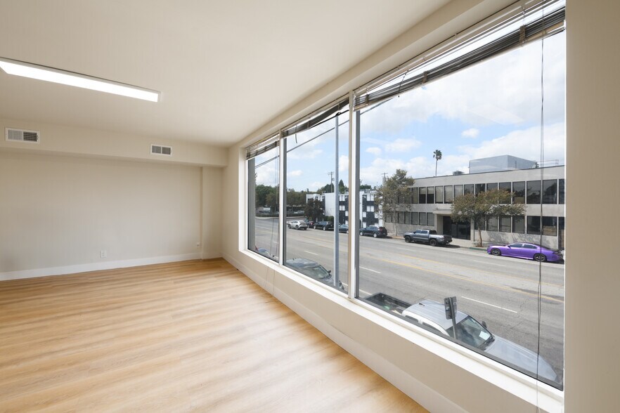 More Photos Of 5318-5320 Laurel Canyon Blvd, North Hollywood Loft Creative Space For Sale