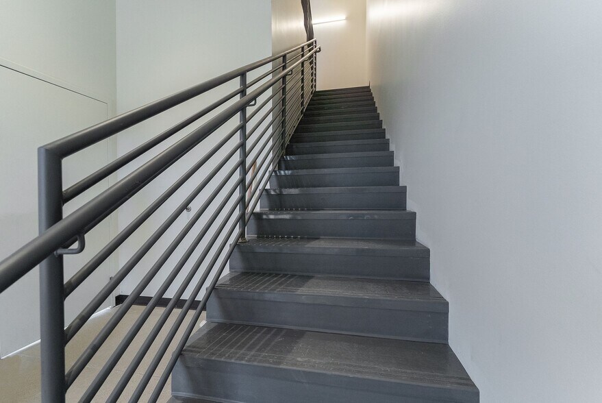 More Photos Of Phase One Unit #6, 1922 US-40 Hwy, Heber City Light Distribution For Lease