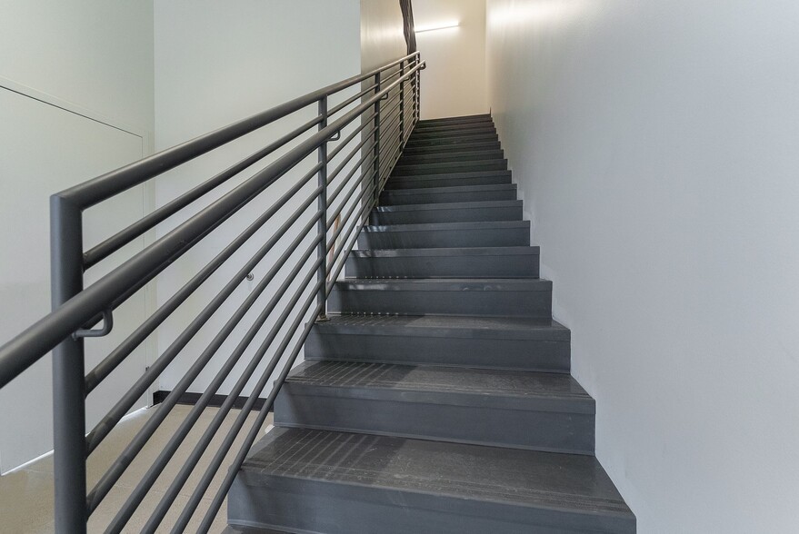 More Photos Of Phase One Unit #6, 1922 US-40 Hwy, Heber City Light Distribution For Lease