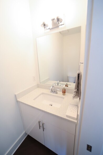 More Photos Of 2488 Perry Blvd NW, Atlanta Apartments For Sale