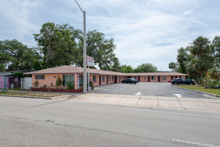 Primary Photo Of 1028 Ridgewood Ave, Daytona Beach Hospitality For Sale