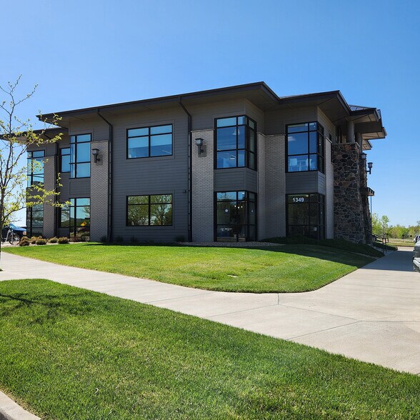 More Photos Of 1349 Water Valley Pky, Windsor Office For Lease