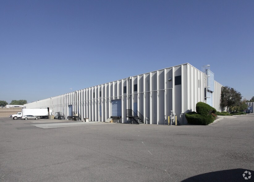 More Photos Of 550 E 76th Ave, Denver Unknown For Lease