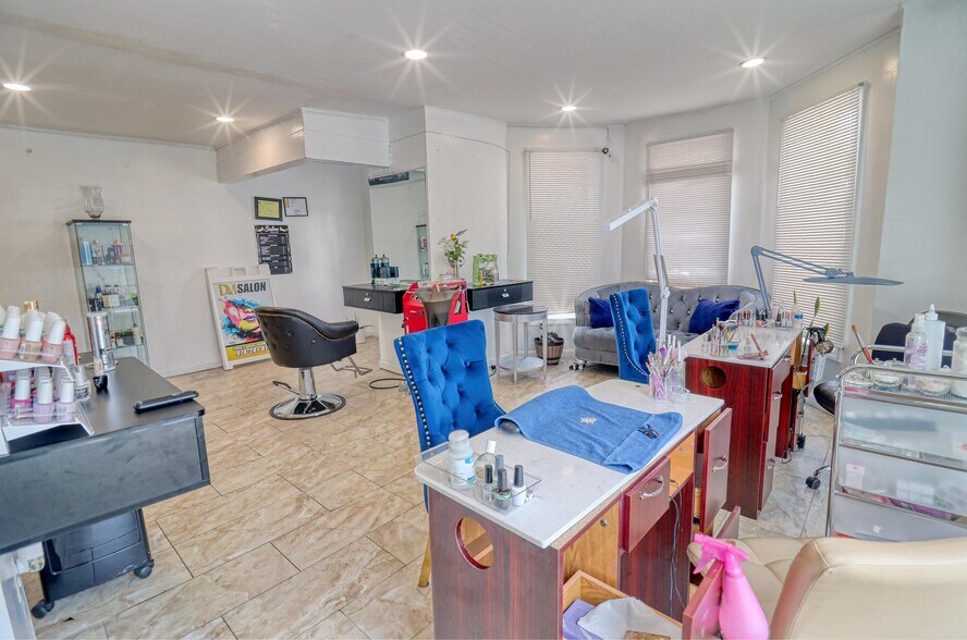 More Photos Of 324-326 Broadway, Lawrence Office Residential For Sale