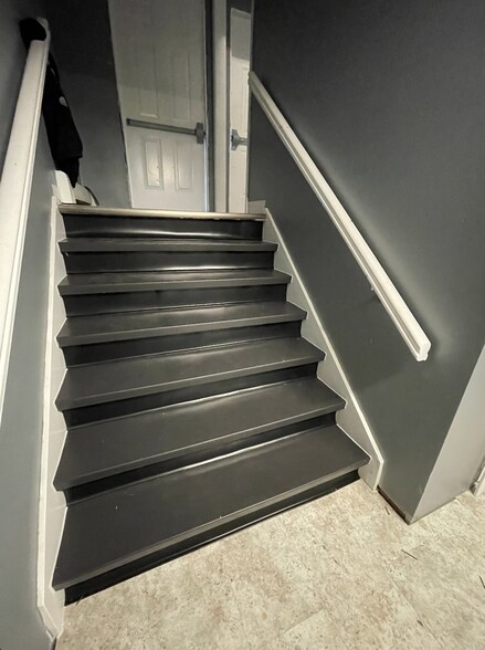 More Photos Of 2401 Grandview Pl, Casper Apartments For Sale
