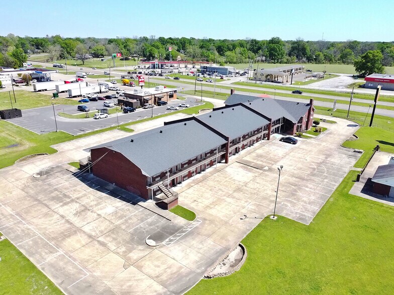 More Photos Of 144 Highway 65 S, Tallulah Hotel For Sale