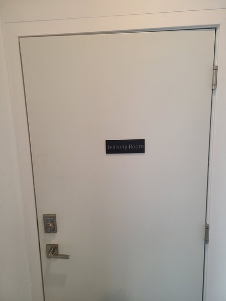 More Photos Of 1620 Cecil B Moore Ave, Philadelphia Apartments For Lease