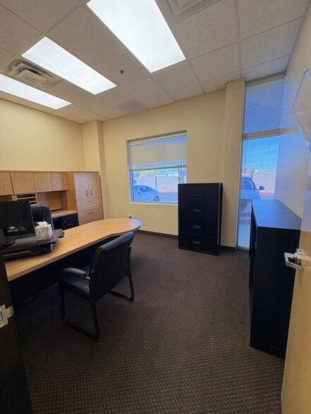 More Photos Of 20634 N 28th St, Phoenix Warehouse For Sale