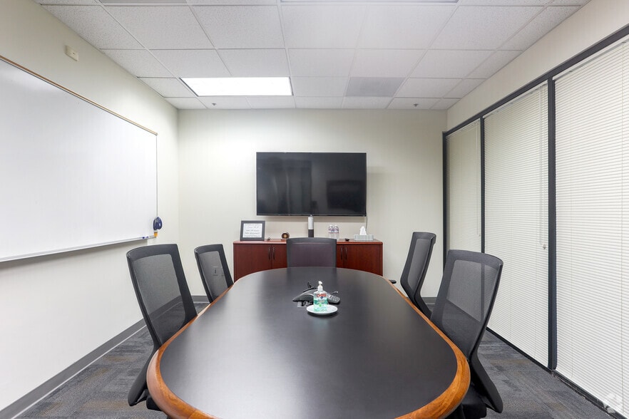 More Photos Of 2150 John Glenn Dr, Concord Telecom Hotel Data Hosting For Lease