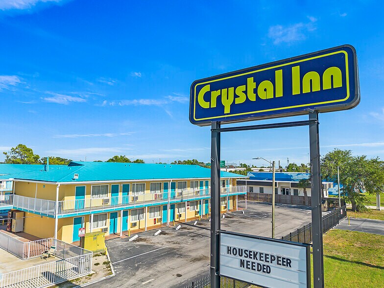 More Photos Of 4600 34th St S, Saint Petersburg Hotel For Sale