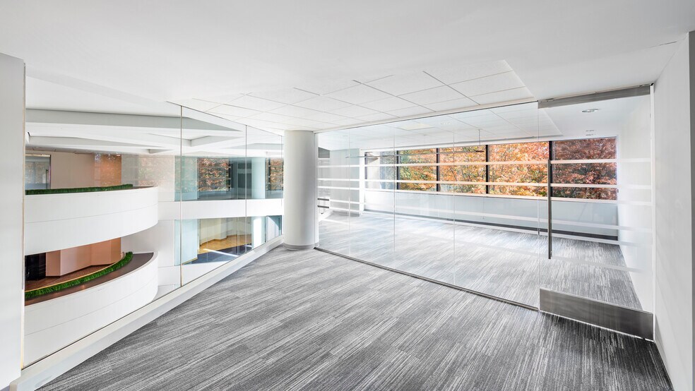 More Photos Of 8219 Leesburg Pike, Vienna Medical For Lease