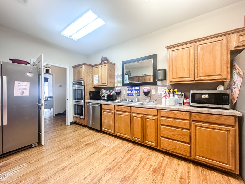 More Photos Of 710 W Broadway St, Collinsville Daycare Center For Sale
