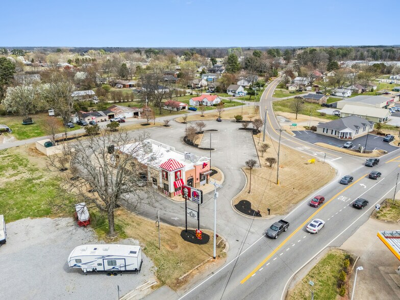 More Photos Of 30019 Highway 110, Ardmore Restaurant For Sale