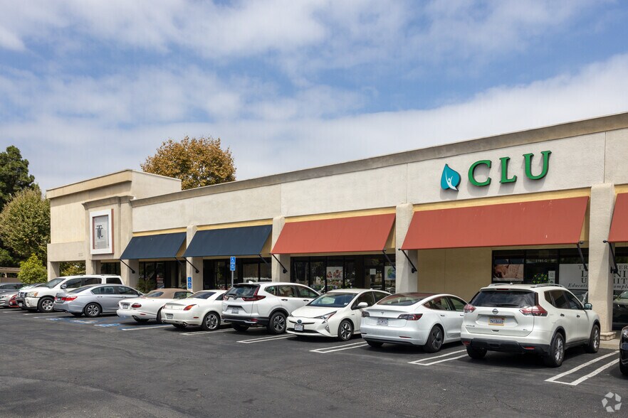 More Photos Of 25355 Crenshaw Blvd, Torrance Unknown For Lease