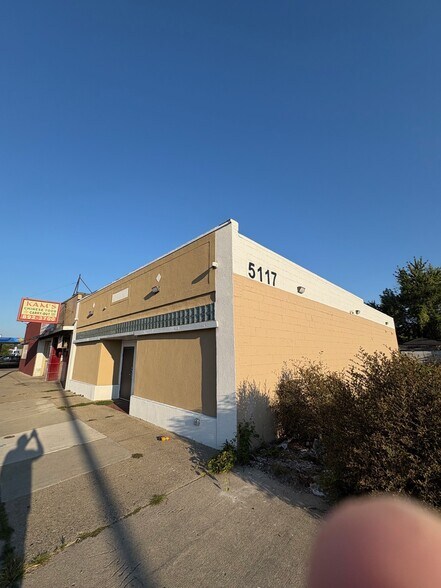 More Photos Of 5117-5121 E 7 Mile Rd, Detroit Storefront For Sale