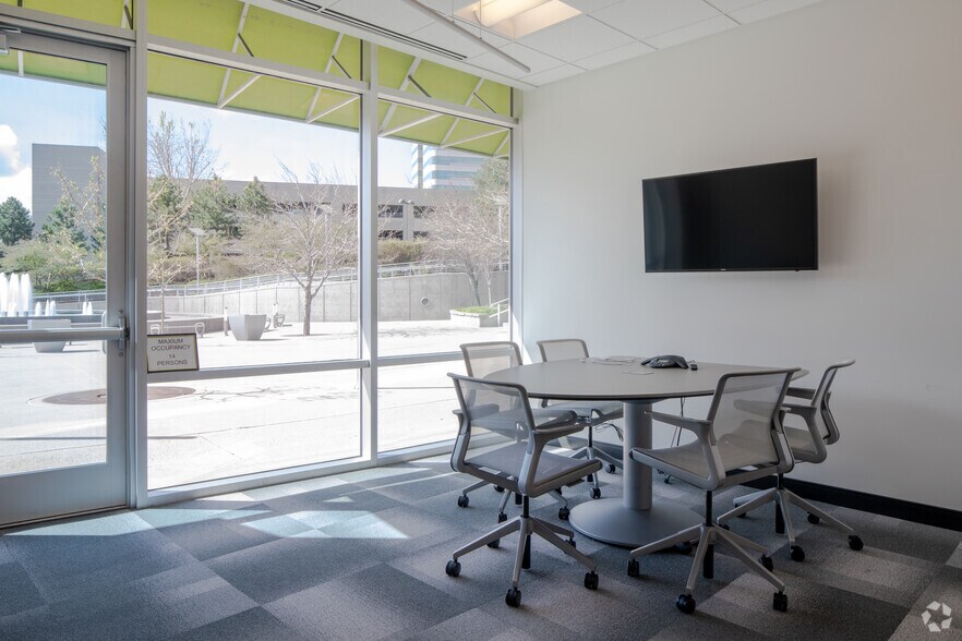 More Photos Of 6380 S Fiddlers Green Cir, Greenwood Village Office For Lease