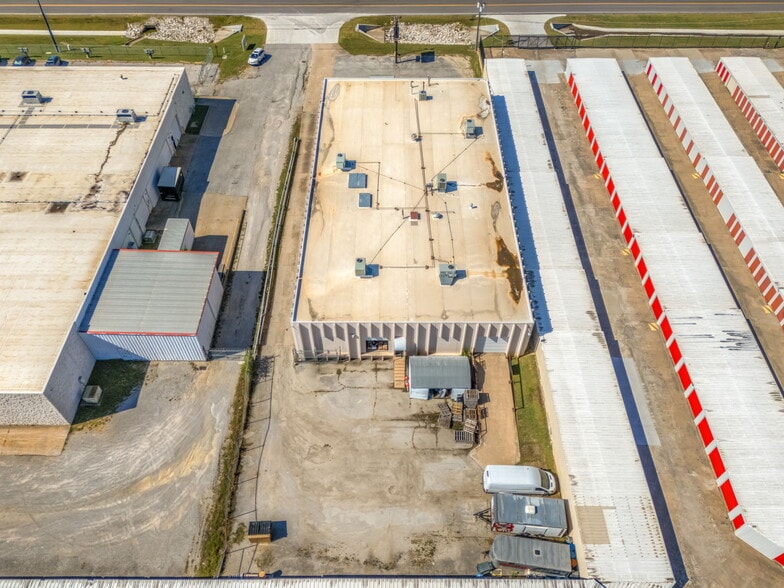 More Photos Of 6580 E Skelly Dr, Tulsa Manufacturing For Sale