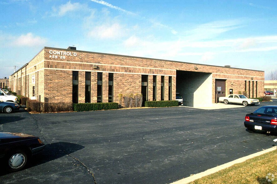More Photos Of 13520-13538 Kenton Ave, Crestwood Unknown For Lease