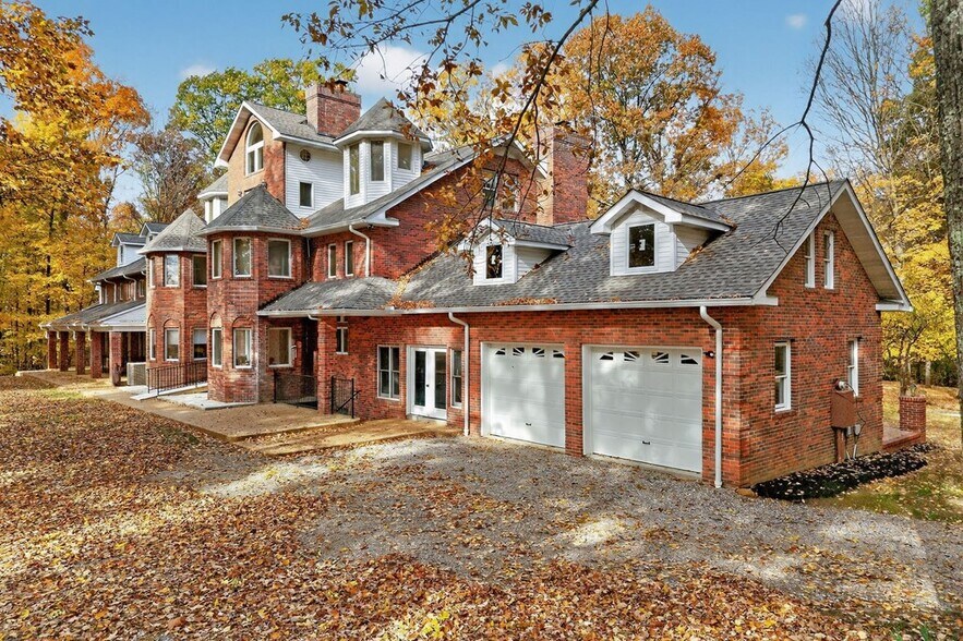 More Photos Of 6211 Rocky Point Rd, Cookeville Specialty For Sale