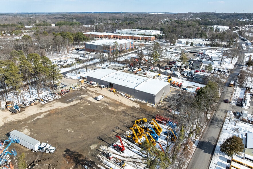 More Photos Of 1875 Mayfield Rd, Odenton Warehouse For Lease