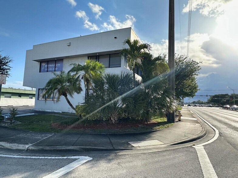 More Photos Of 8100 W Flagler St, Miami Loft Creative Space For Lease