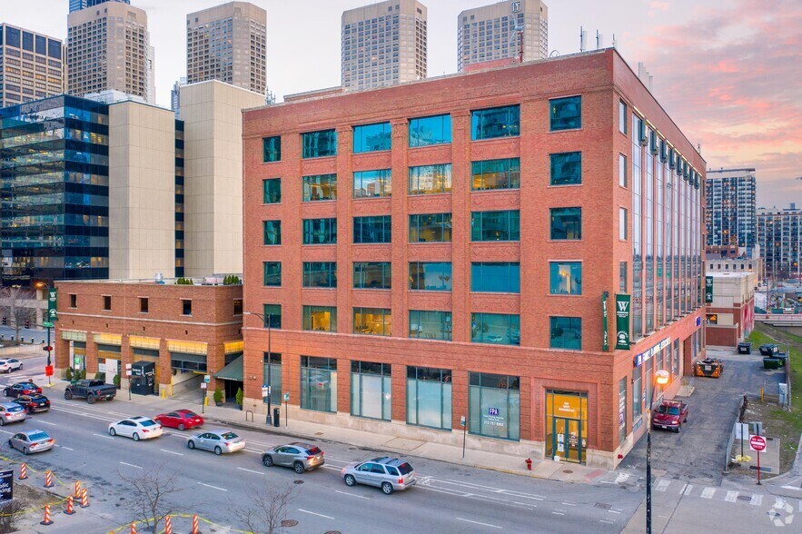 Primary Photo Of 651-659 W Washington Blvd, Chicago Office For Lease