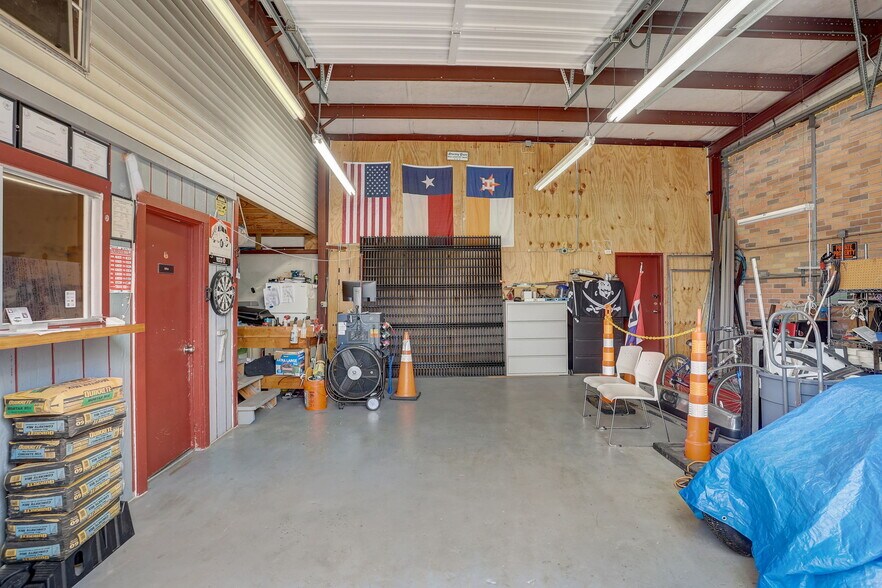 More Photos Of 6034 Brookside Rd, Pearland Carwash For Sale