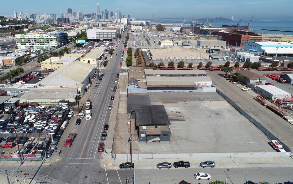 More Photos Of 1401 Illinois St, San Francisco Warehouse For Sale