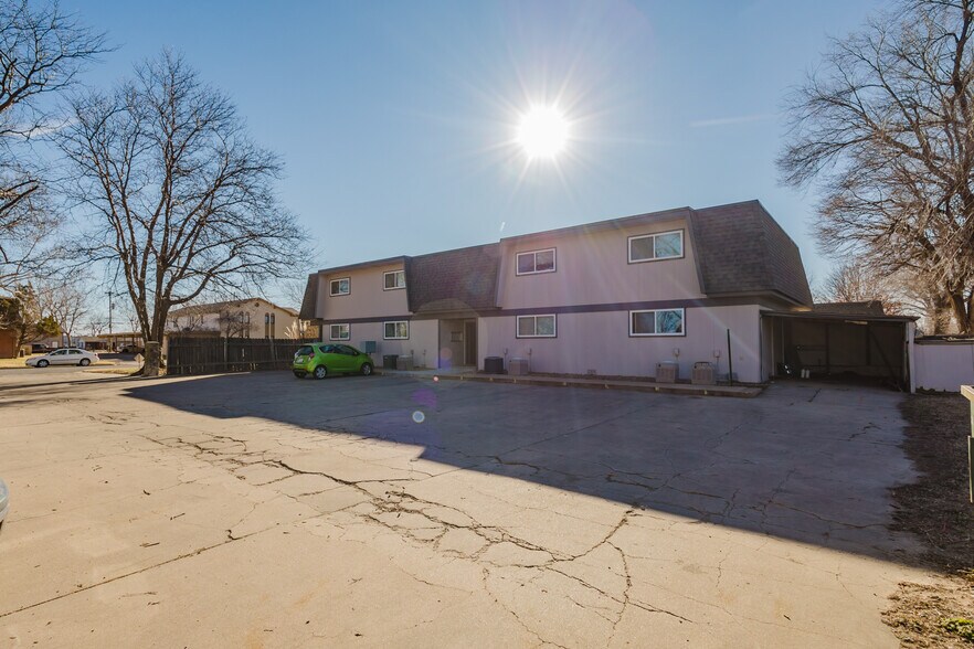 More Photos Of 3007 Sierra Pky, Hutchinson Apartments For Sale