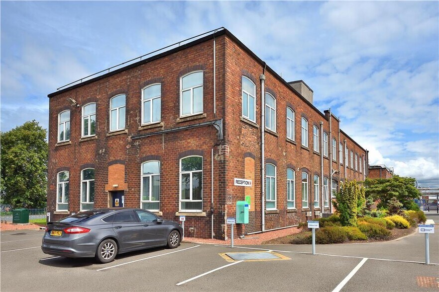 Earls Rd, Grangemouth FK3 8XG Coworking Space