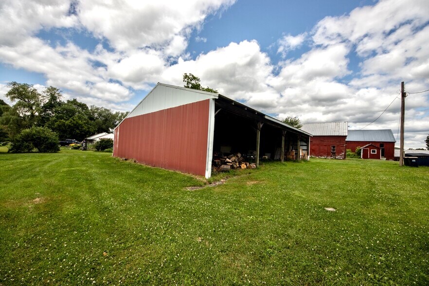 More Photos Of 571 Southside Dr, Oneonta Apartments For Sale