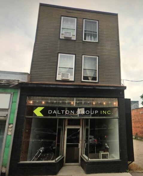 More Photos Of 1115 Main St E, Hamilton Storefront Retail Residential For Lease