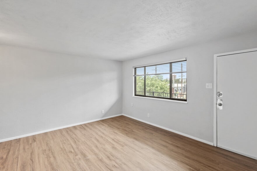 More Photos Of 651 29th St, Denver Apartments For Sale