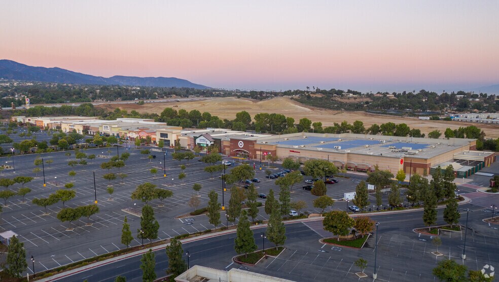 More Photos Of 2430-3485 Cajalco Rd, Corona Unknown For Lease