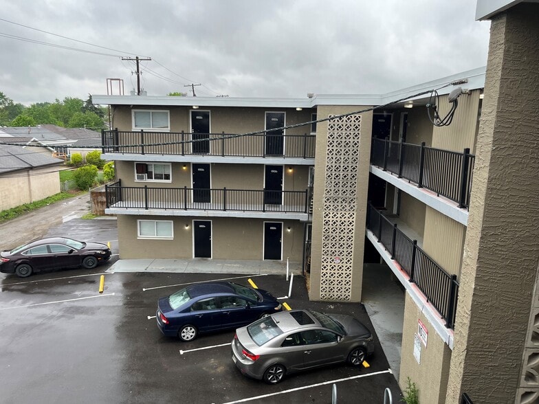 More Photos Of 3235-3245 Sullivant Ave, Columbus Apartments For Sale