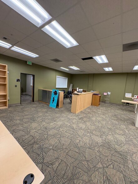More Photos Of 600 E Railroad Ave, Wasilla Office For Lease