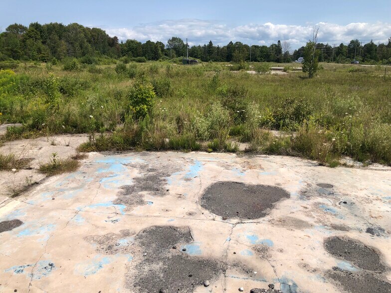 More Photos Of 701 Main St, Sauble Beach Land For Sale