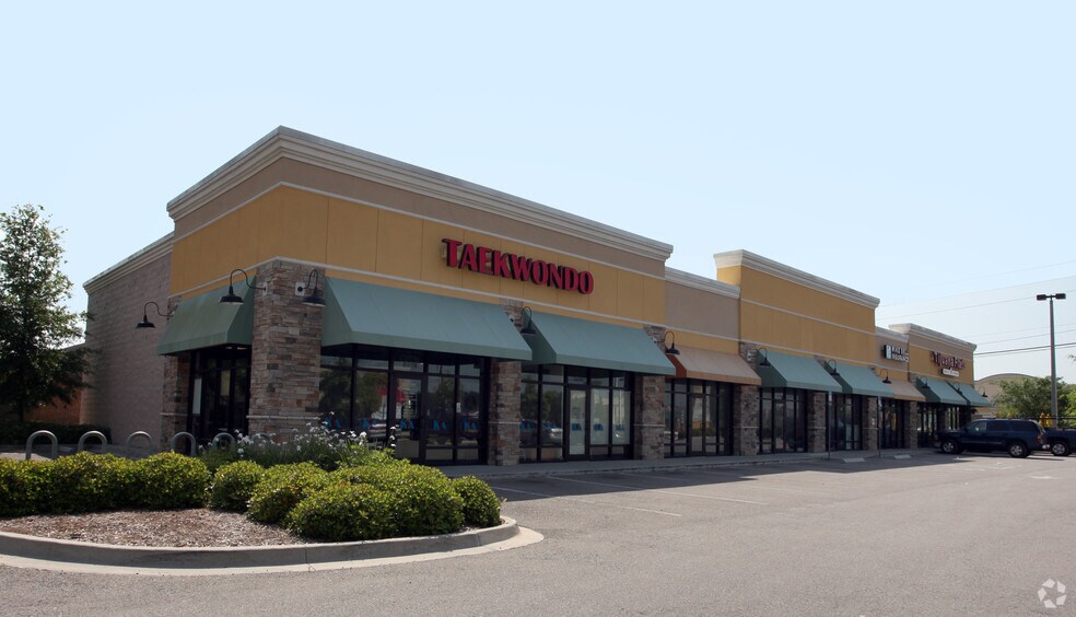 More Photos Of 13529 Beach Blvd, Jacksonville Unknown For Lease