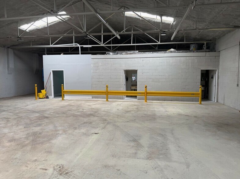 More Photos Of 8030 East Strickland St, Douglasville Truck Terminal For Sale