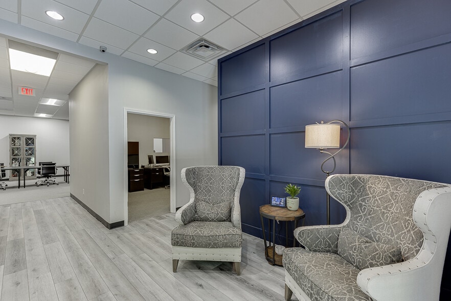 More Photos Of 6105 Atlanta Hwy, Flowery Branch Office For Lease