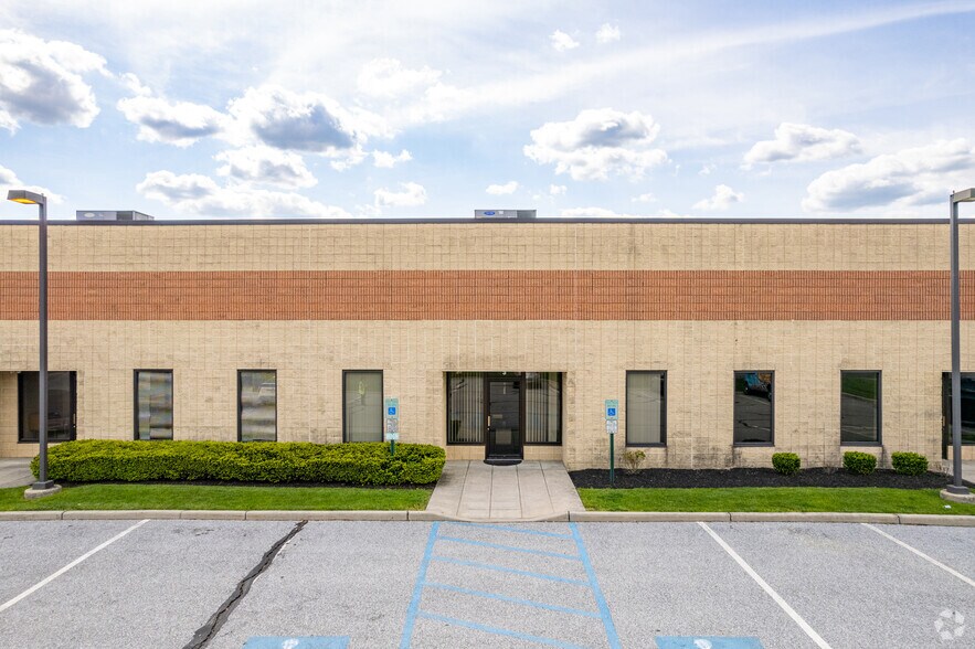 More Photos Of 415 Bloomfield Dr, West Berlin Distribution For Lease