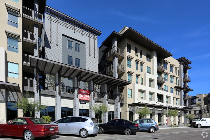 Primary Photo Of 7350 E Stetson Dr, Scottsdale Apartments For Lease