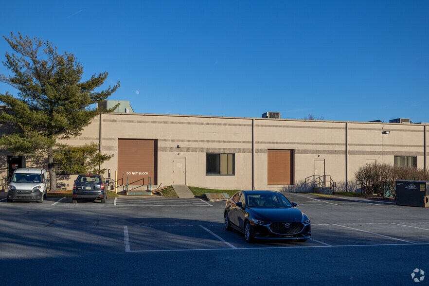 More Photos Of 1510 Valley Center Pky, Bethlehem Light Manufacturing For Lease