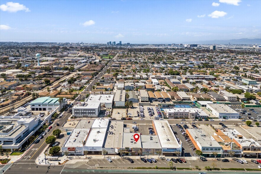 More Photos Of 12309-12311 Hawthorne Blvd, Hawthorne Storefront For Sale