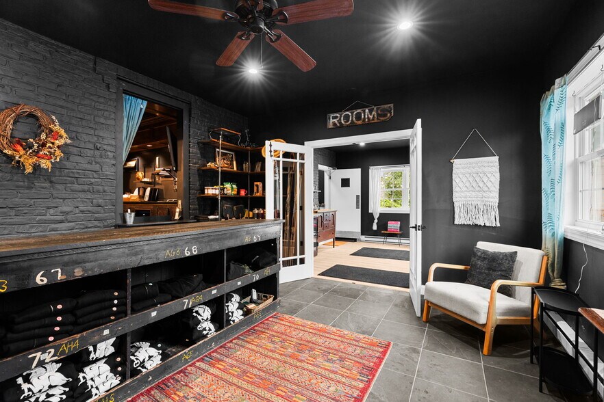 More Photos Of 3311 Route 23A, Palenville Restaurant For Sale