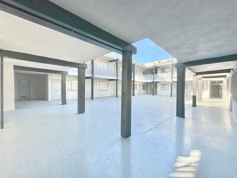 More Photos Of 2425 E Slauson Ave, Huntington Park Office For Lease