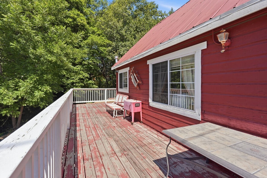 More Photos Of 568 Forest Shade Rd, Crestline Office For Sale