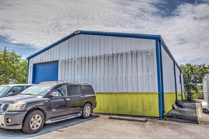 More Photos Of 3002 River Watch Ln, Augusta Flex For Sale