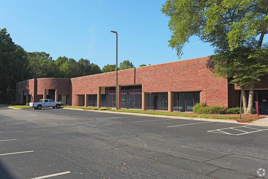 Primary Photo Of 1600 Oakbrook Dr, Norcross Light Distribution For Lease